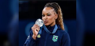 Rebeca Andrade segue fazendo história na ginástica artística e conquista prata no salto em Paris 2024 Rebeca Andrade segue fazendo história na ginástica artística e conquista prata no salto em Paris 2024
