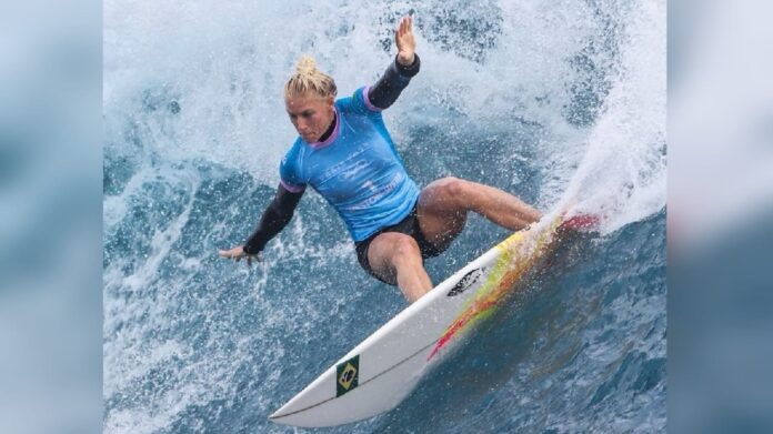 Olimpíadas 2024: Tatiana Weston-Webb fica com a prata no surfe em final dramática contra americana