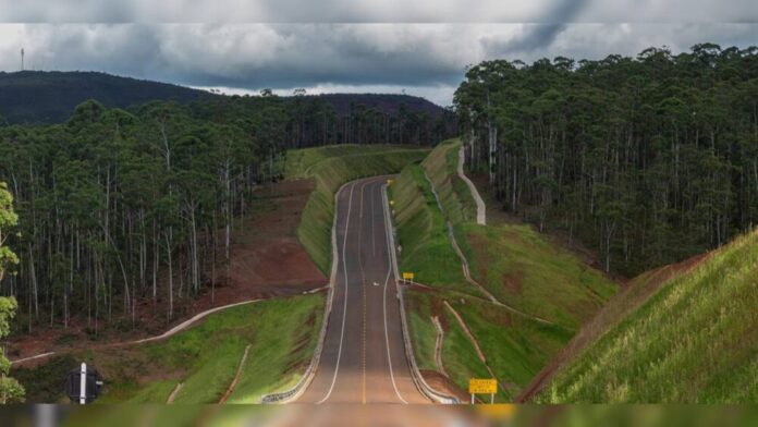 BR-356, entre Itabirito e Nova Lima: “estrada da Vale” passa por melhorias e trânsito ficará em “pare e siga”   