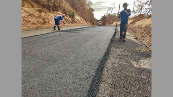 Ouro Preto: 5 km da MG-030, entre Engenheiro Corrêa e Itabirito, ganham asfalto  