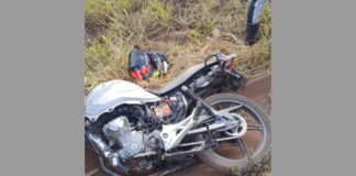 BR-356, Itabirito: motociclista fica com fratura exposta ao cair em barranco na Serra da Santa BR-356, Itabirito: motociclista fica com fratura exposta ao cair em barranco na Serra da Santa