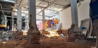 Operário morre após queda de laje em obra da Drogaria Araujo em BH Operário morre após queda de laje em obra de drogaria em Belo Horizonte