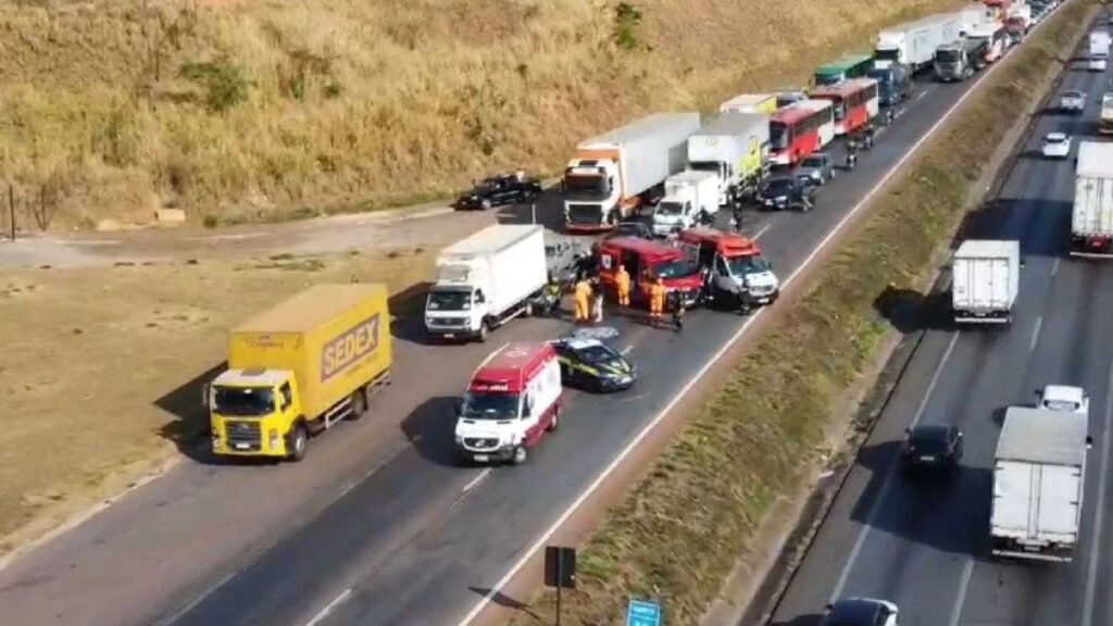 2 acidentes próximos um do outro matam 2 motociclistas em Contagem