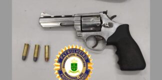 Cachoeira do Brumado: portando ilegalmente arma de fogo, homem é preso pela Guarda de Mariana Cachoeira do Brumado: portando ilegalmente arma de fogo, homem é preso pela Guarda de Mariana