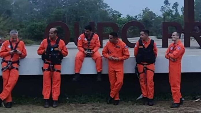 Helicóptero do Corpo de Bombeiros cai durante operação de resgate em Ouro Preto e deixa 6 mortos