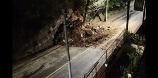 Deslizamento no Morro do Gambá interdita principal acesso entre a Bauxita e o Centro de Ouro Preto Deslizamento no Morro do Gambá interdita principal acesso entre a Bauxita e o Centro de Ouro Preto