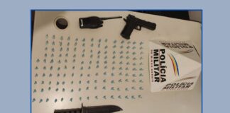 Rua da Carioca, Itabirito: “esperando por pizza”, traficante é preso com 146 pinos de cocaína Rua da Carioca, Itabirito: “esperando por pizza”, traficante é preso com 146 pinos de cocaína