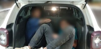 2 homens, com extensa ficha criminal, tentam arrombar loja em Mariana, mas são presos pela GCM 2 homens, com extensa ficha criminal, tentam arrombar loja em Mariana, mas são presos pela GCM