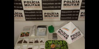 Jovem em Mariana ameaça a própria família, vende drogas em casa e é preso por tráfico Jovem em Mariana ameaça a própria família, vende drogas em casa e é preso por tráfico