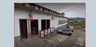 “Com o coração apertado”, supermercado com 15 anos de existência em Ouro Preto fecha as portas “Com o coração apertado”, supermercado com 15 anos de existência em Ouro Preto fecha as portas Um banner foi colocado na porta do estabelecimento. “Informamos, com o coração apertado, o encerramento das atividades de nossa física em Ouro Preto. Segundo a Itatiaia Ouro Preto, a empresa informou que a decisão foi tomada “como parte de seu planejamento estratégico”, sem entrar em detalhes. Segundo a emissora, a rede SJ Supermercados tem mais de 44 anos de atuação em Minas Gerais, com lojas, por exemplo, em Belo Horizonte, Contagem, Mariana e Santa Bárbara.