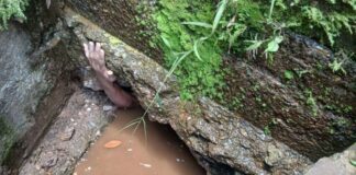 Suspeito de espancar homem em situação de rua fica preso no esgoto ao fugir da PM, em Congonhas Suspeito de espancar homem em situação de rua fica preso no esgoto ao fugir da PM, em Congonhas