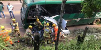 Ouro Preto: acidente entre ônibus e carro na BR-356, perto do Pocinho Ouro Preto: acidente entre ônibus e carro na BR-356, perto do Pocinho