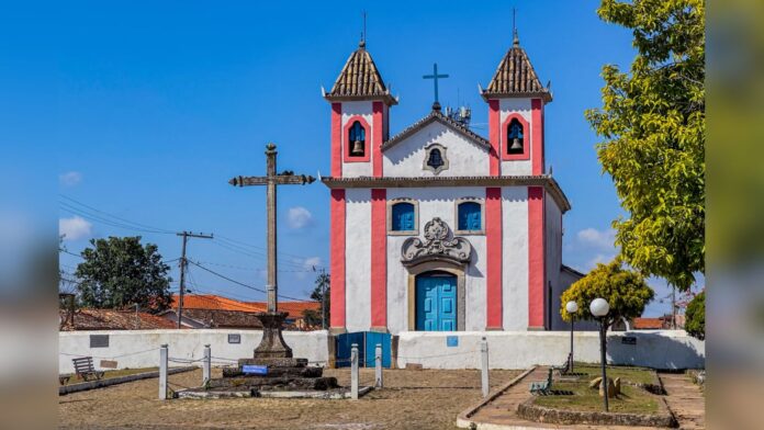 Ouro Preto: Igreja de Lavras Novas recebe sistema contra raios