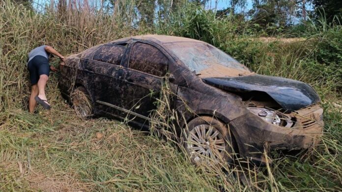 MG: bebê (de 4 meses) morre em acidente após pai perder o controle do carro ao tentar espantar inseto