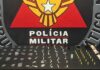 103 pedras de crack e celular roubado apreendidos no Liberdade, Itabirito: 2 pegos pela PM, sendo 1 menor 103 pedras de crack e celular roubado apreendidos no Liberdade, Itabirito: 2 pegos pela PM, sendo 1 menor