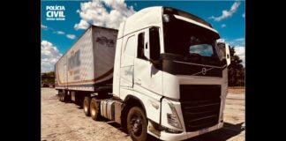 MG: PC recupera caminhão e carga de café roubados avaliados em mais de R$ 1,8 milhão MG: PC recupera caminhão e carga de café roubados avaliados em mais de R$ 1,8 milhão
