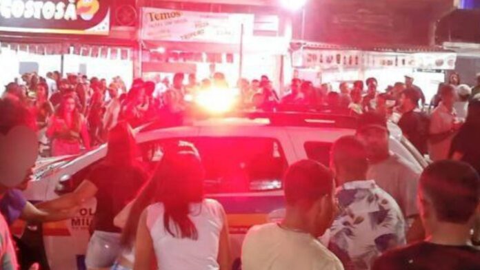 Mulher é agredida pelo companheiro no Circuito do Carnaval de Itabirito; autor é preso pela PM