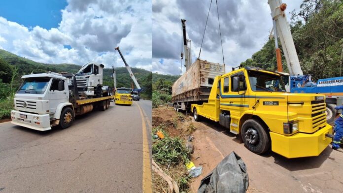 Itabirito, Serra da Santa: remoção de carreta congestiona BR-356; VEJA VÍDEO