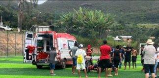 Jovem sofre fratura jogando futebol nas proximidades de Cachoeira do Campo, em Ouro Preto Jovem sofre fratura jogando futebol nas proximidades de Cachoeira do Campo, em Ouro Preto