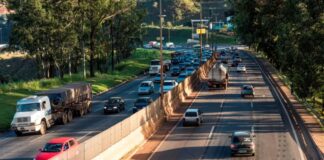 Trânsito na BR-040 cresce 34% no feriado prolongado e não registra mortes, afirma EPR Via Mineira Trânsito na BR-040 cresce 34% no feriado prolongado e não registra mortes, afirma EPR Via Mineira