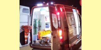 Itabirito: após “ser perseguido”, homem cai de muro, tem suspeita de fratura, e Samu é acionado Itabirito: após “ser perseguido”, homem cai de muro, tem suspeita de fratura, e Samu é acionado