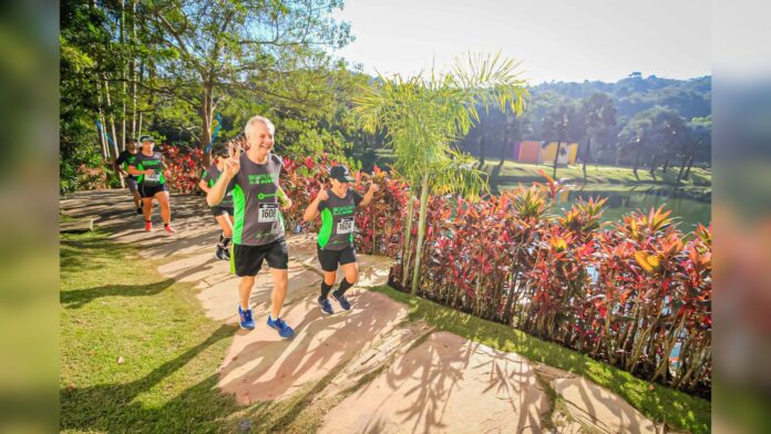 Recebendo pela 1ª vez o Iron Runner, Mariana mostra seu potencial para o esporte em meio à natureza