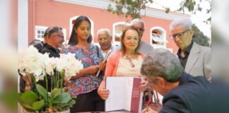 Itabirito: livro de Thelmo Lins, que resgata memórias e identidade do município, é lançado na Biblioteca Itabirito: livro de Thelmo Lins, que resgata memórias e identidade do município, é lançado na Biblioteca