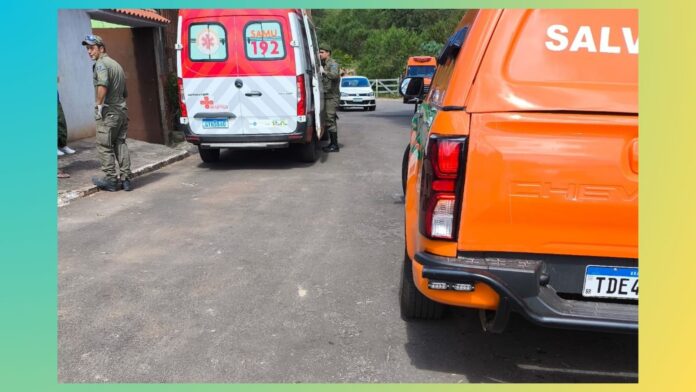 Itabirito: pedestre é atingido por carro no Liberdade; Samu e Brigada são acionados