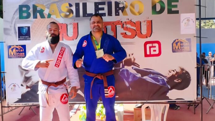 De Itabirito, Daniel Moura, da Gracie Barra, conquista medalha de ouro no Circuito Brasileiro de jiu-jítsu