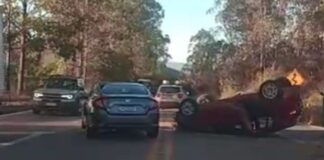Itabirito, BR-356: condutora perde controle da direção e capota carro na Serra da Santa Itabirito, BR-356: motorista perde o controle da direção e capota carro na Serra da Santa