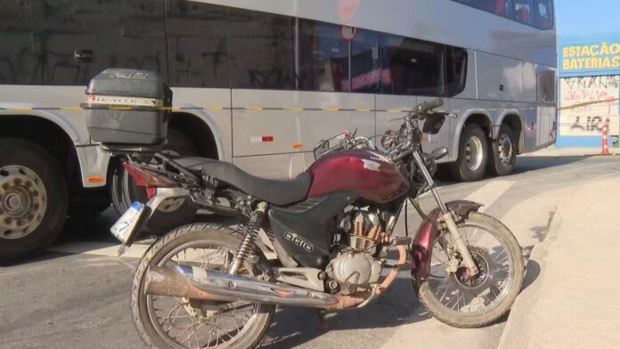 BH: motociclista morre após ser atingido por ônibus em Venda Nova