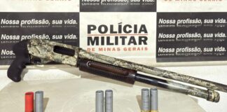 Mariana: jovem leva socos e chutes do namorado e é arrastada pelos cabelos; escopeta é apreendida Mariana: jovem leva socos e chutes do namorado e é arrastada pelos cabelos; escopeta é apreendida