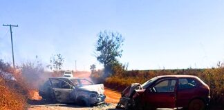 MG: mãe e seu bebê (de 5 meses) morrem após batida entre carros na BR-262 MG: mãe e seu bebê (de 5 meses) morrem após batida entre carros na BR-262