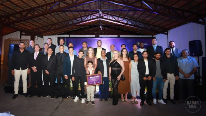 Câmara de Mariana homenageia 17 cidadãos com a medalha do Mérito Esportivo 2025. Foto: Studio Élcio Rocha