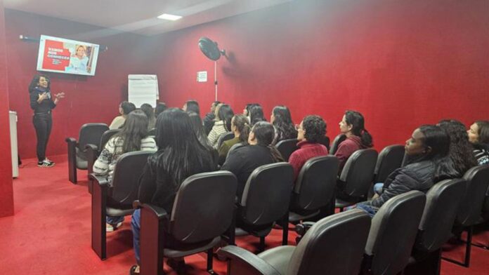 Micro e pequenas empresárias de Itabirito: mais 130 mulheres recebem certificação da Coca-Cola