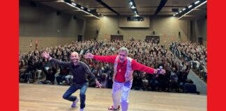 Com ingressos esgotados, Paulinho Gogó lota Cine Liz Bastos, em Itabirito; Thiago Bobs é grata surpresa Com ingressos esgotados, Paulinho Gogó lota Cine Liz Bastos, em Itabirito; Thiago Bobs é grata surpresa