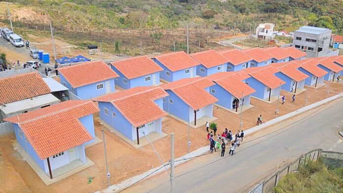 Prefeitura de Ouro Preto entrega 20 casas em Cachoeira do Campo