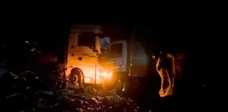 Itabirito: acidente na BR-040 para o trânsito ‘na Celinha’ nos 2 sentidos da via ITABIRITO (MG) - Com pista molhada, na noite desta segunda (22/9), nas proximidades do Restaurante da Celinha, em Ribeirão do Eixo, um acidente parou o trânsito nos dois sentidos da BR-040.