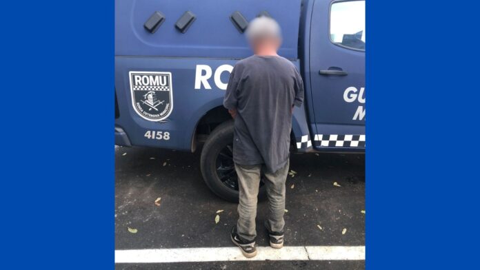 Itabirito: idoso é detido após ser acusado de tentar ver partes íntimas de mulher enquanto ele se tocava