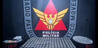 Itabirito: PM apreende mais de 1.000 pinos de cocaína na Vila Gonçalo; 3 traficantes presos Itabirito: PM apreende mais de 1000 pinos de cocaína na Vila Gonçalo; 3 traficantes foram presos