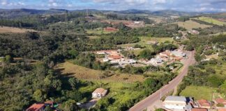 Ouro Preto: Maracujá terá 8 ruas pavimentadas e calçadão de 4 km ligando o subdistrito à BR-356 Ouro Preto: Maracujá terá 8 ruas pavimentadas e calçadão de 4 km ligando o subdistrito à BR-356