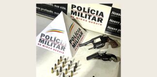 Homem leva tiro após confusão por celular em Mariana; autor (65 anos) preso e 2 armas apreendidas Homem é baleado após confusão por celular em Mariana; autor foi preso e armas apreendidas