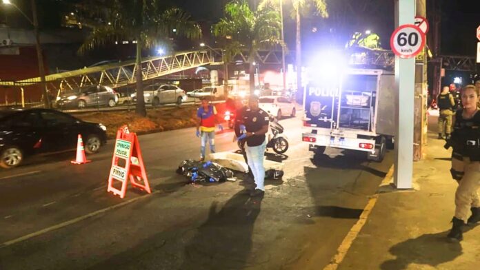 Motociclista morre após ser atropelada e ter crânio esmagado por ônibus em BH