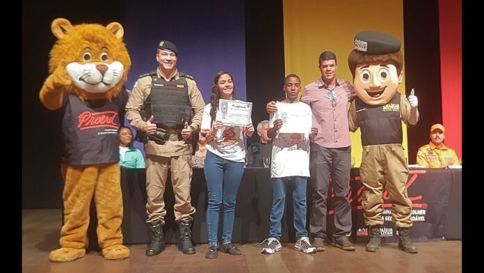 Ouro Preto: Proerd realiza forma 170 estudantes do Padre Faria e de Antônio Pereira