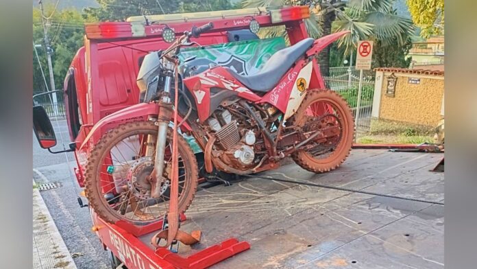 Itabirito: moto furtada é recuperada pela Patrulha Rural da PM, em Água Limpa; 1 preso