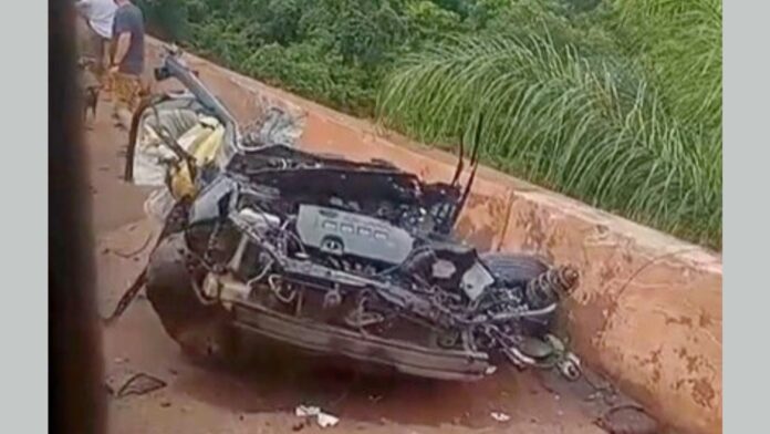 Violento acidente na MG-030 mata motorista entre Ouro Branco e Congonhas; carro é partido ao meio