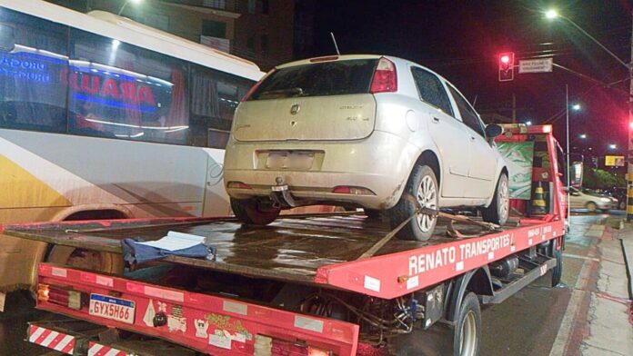 Itabirito: após alerta da Inteligência da PM, Patrulha Rural apreende Punto clonado e prende suspeito