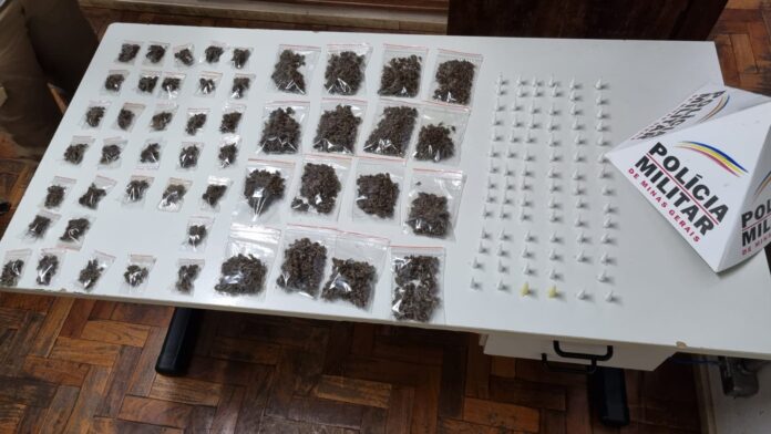 Marzagão, Itabirito: PM percorre mais de 3 km mata adentro e acha expressiva quantidade de drogas