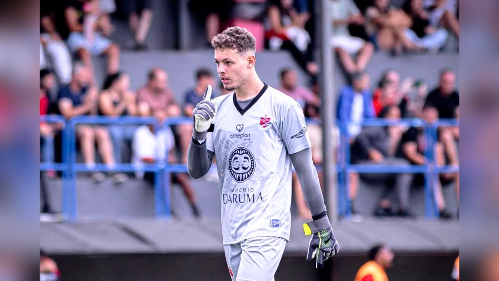 De Itabirito, goleiro (19 anos) de clube paulista luta por vaga na final do maior torneio de base do Brasil