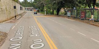 Agressor é preso em Itabirito após GCM flagrar mulher ajoelhada sendo espancada no meio da rua Agressor é preso em Itabirito após GCM flagrar mulher ajoelhada sendo espancada no meio da rua